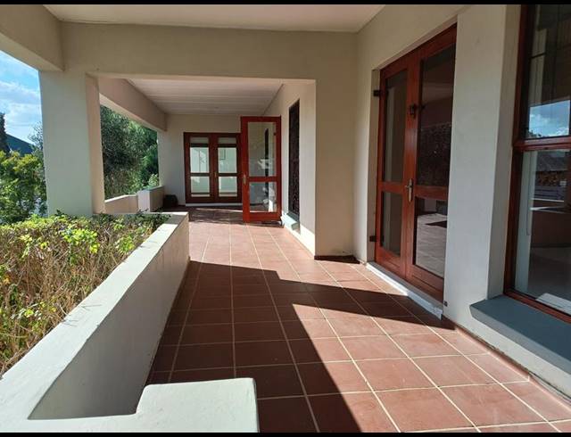 2 BEDROOM HOUSE FOR SALE IN DARLING